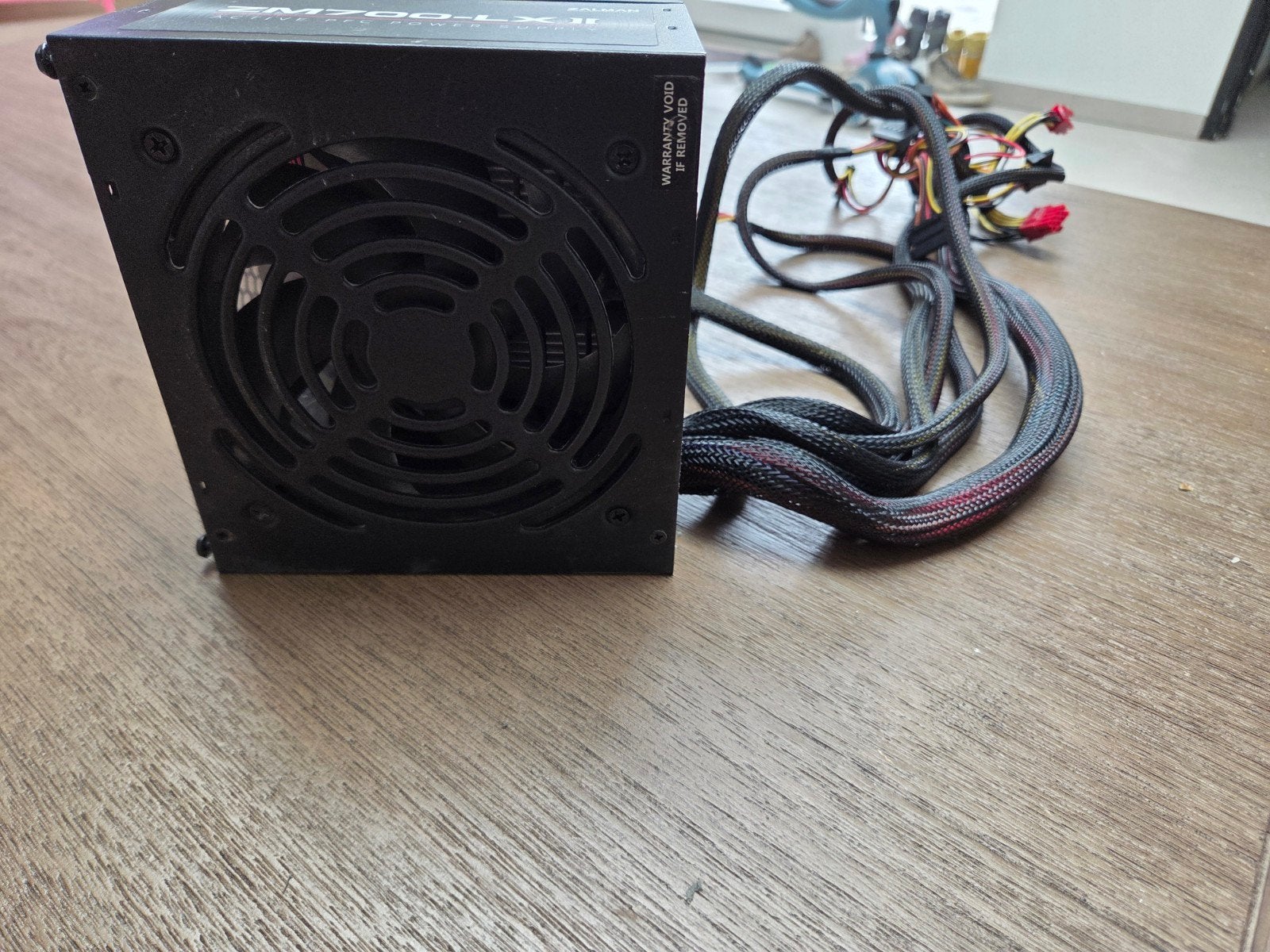 Zalman ZM700-LX II 700W Voeding voor PC, Ophalen
