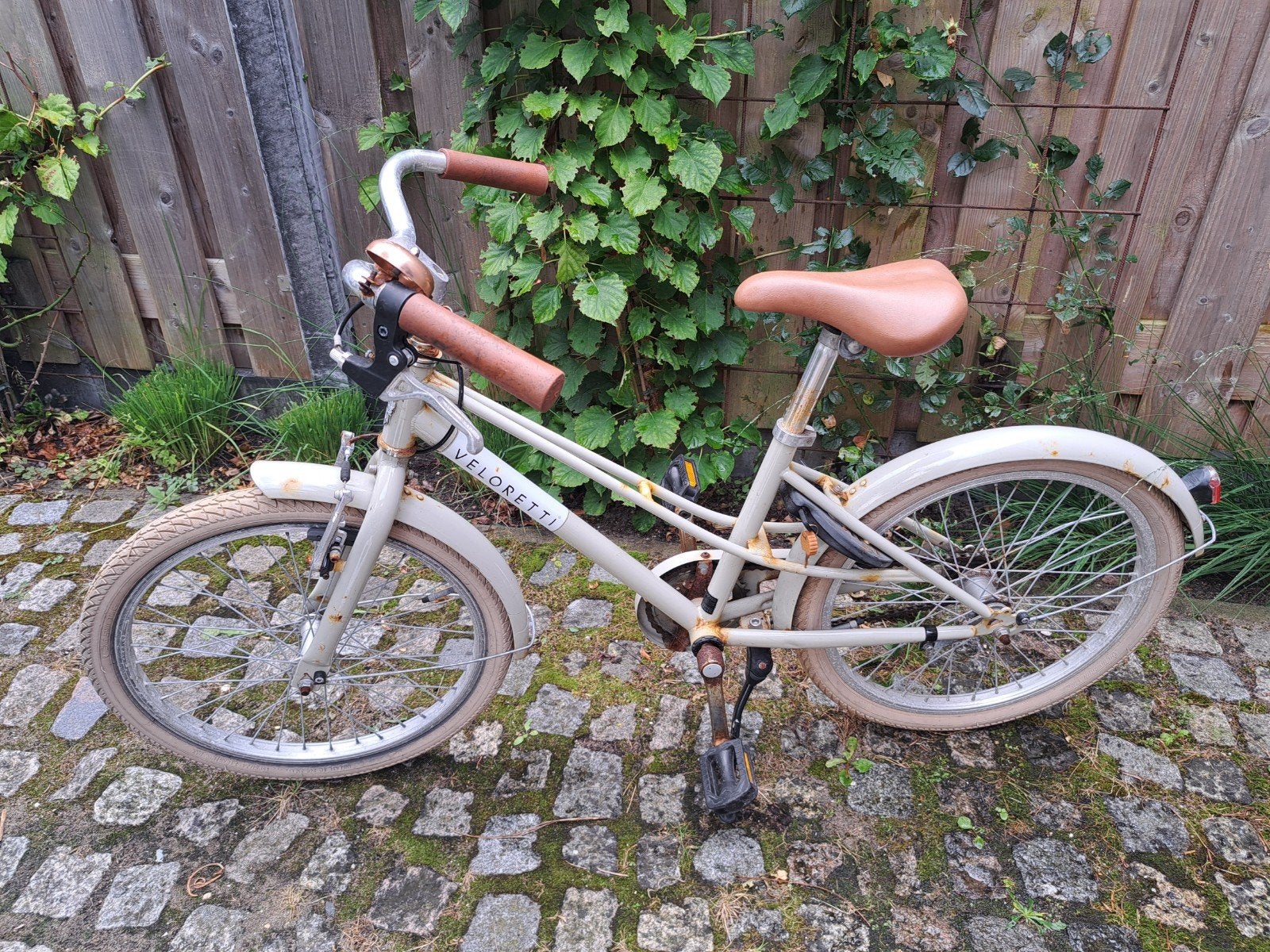 Veloretti kinderfiets 16 inch - Gebruikt, Fietsen en Brommers, Fietsen | Kinderfietsjes, Terugtraprem, Veloretti, Ophalen of Verzenden