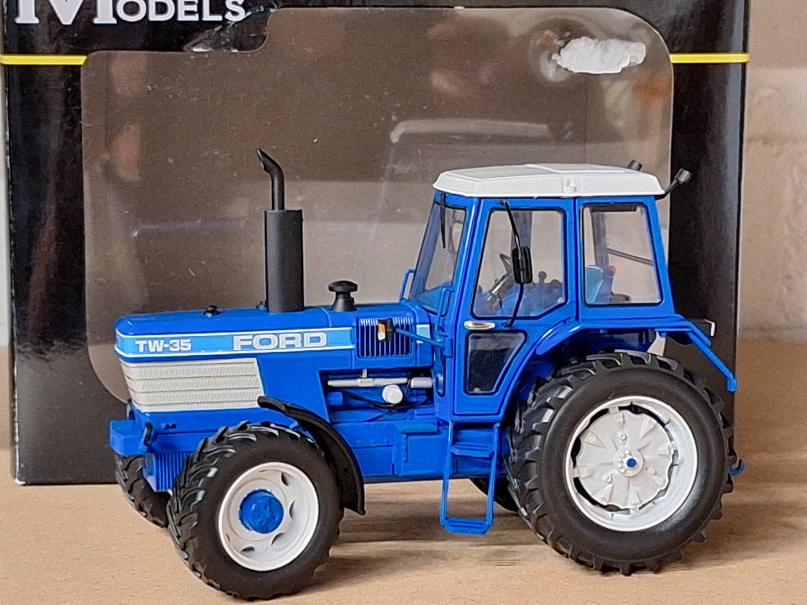 Ford TW 35 Gen I, Hobby en Vrije tijd, Overige merken, Tractor of Landbouw, Marge Models, Ophalen of Verzenden