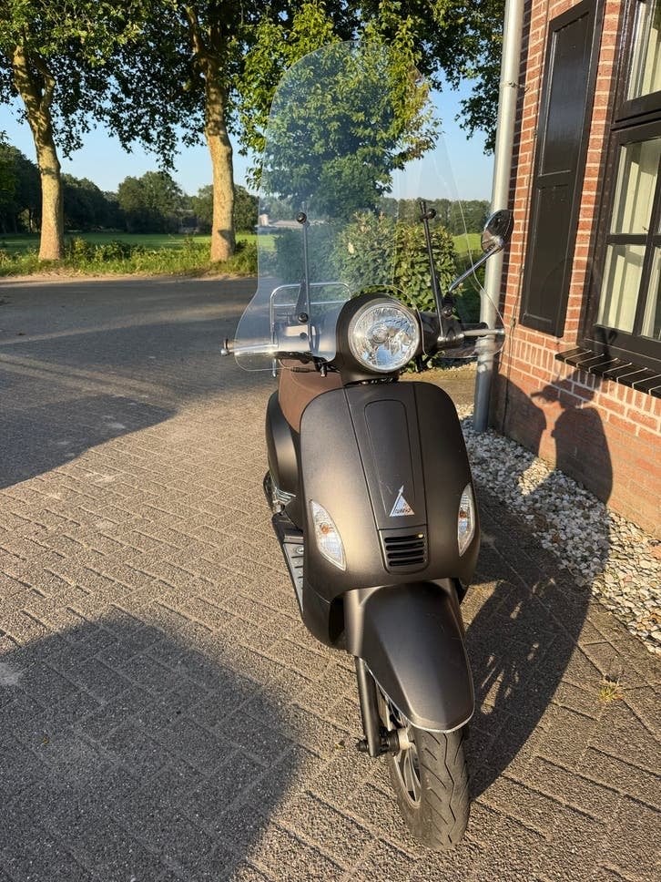 Turbho RL Scooter - Mat Zwart, Weinig kilometers, Ophalen, Gebruikt, Benzine