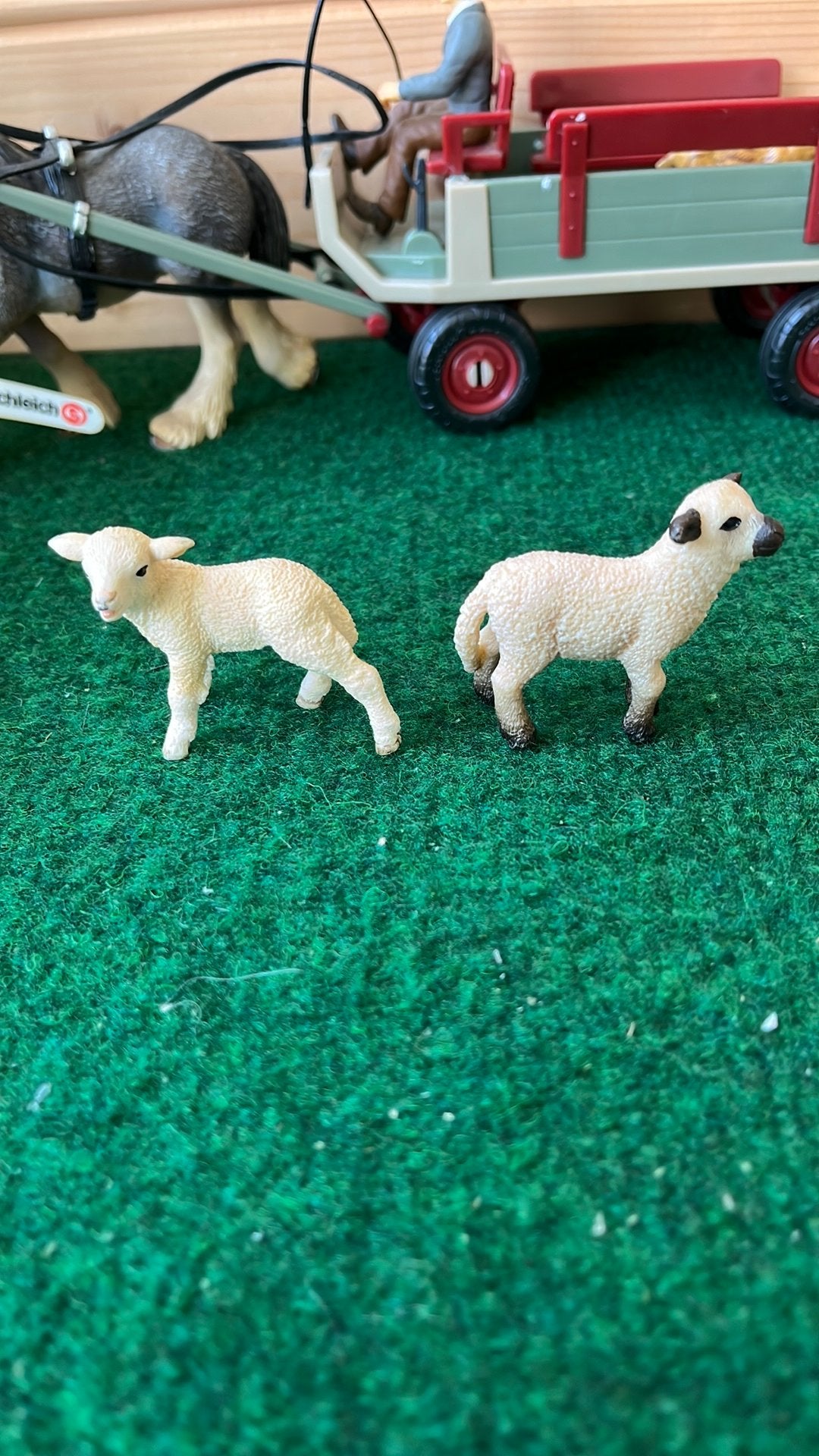 Schleich lammetjes, Verzamelen, Dierenverzamelingen, Ophalen of Verzenden, Zo goed als nieuw, Paard, Beeldje of Figuurtje