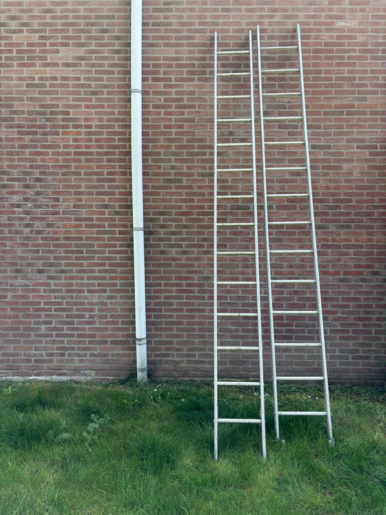 Aluminium ladder - bestaande uit 2 delen van 375 cm, Ophalen, Gebruikt, Ladder, Opvouwbaar of Inschuifbaar