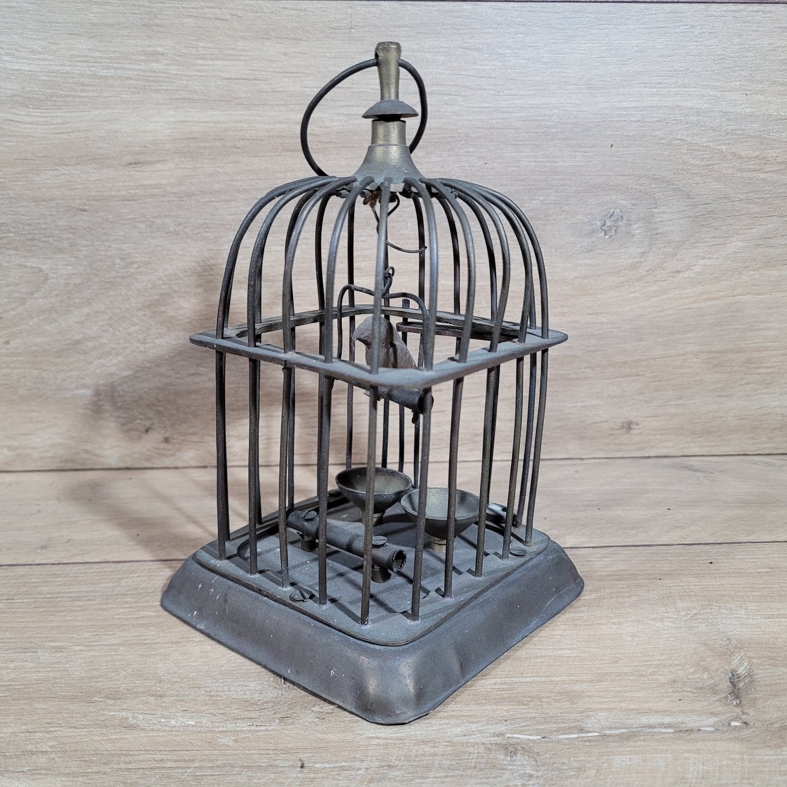 Antieke messing vogelkooi met vogeltje, Ophalen of Verzenden