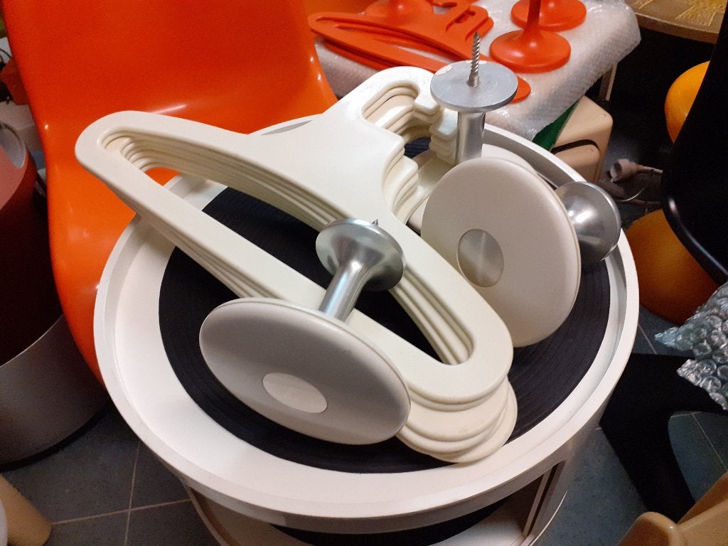 wit chroom kunststof kapstok jaren 70 space age design retro, Kunststof, Gebruikt, Wandhaken, ?