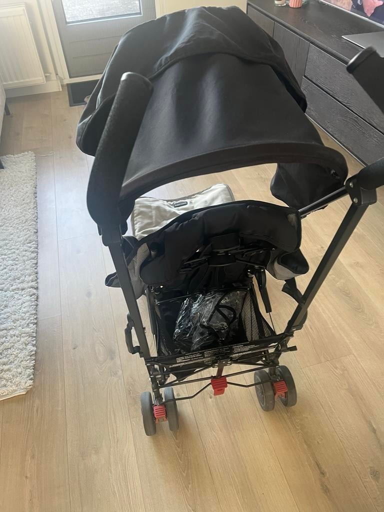 Maclaren buggy met regenhoes, Kinderen en Baby's, Kinderwagens en Combinaties, Ophalen, Gebruikt, Kinderwagen, Overige merken
