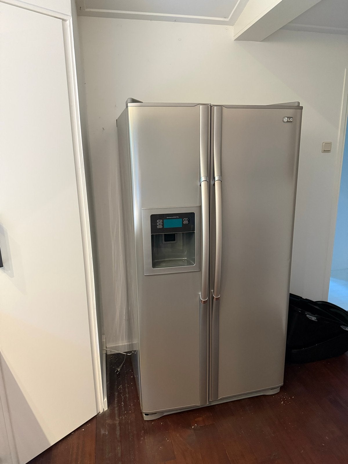 LG Amerikaanse koelkast met vriezer en waterdispenser