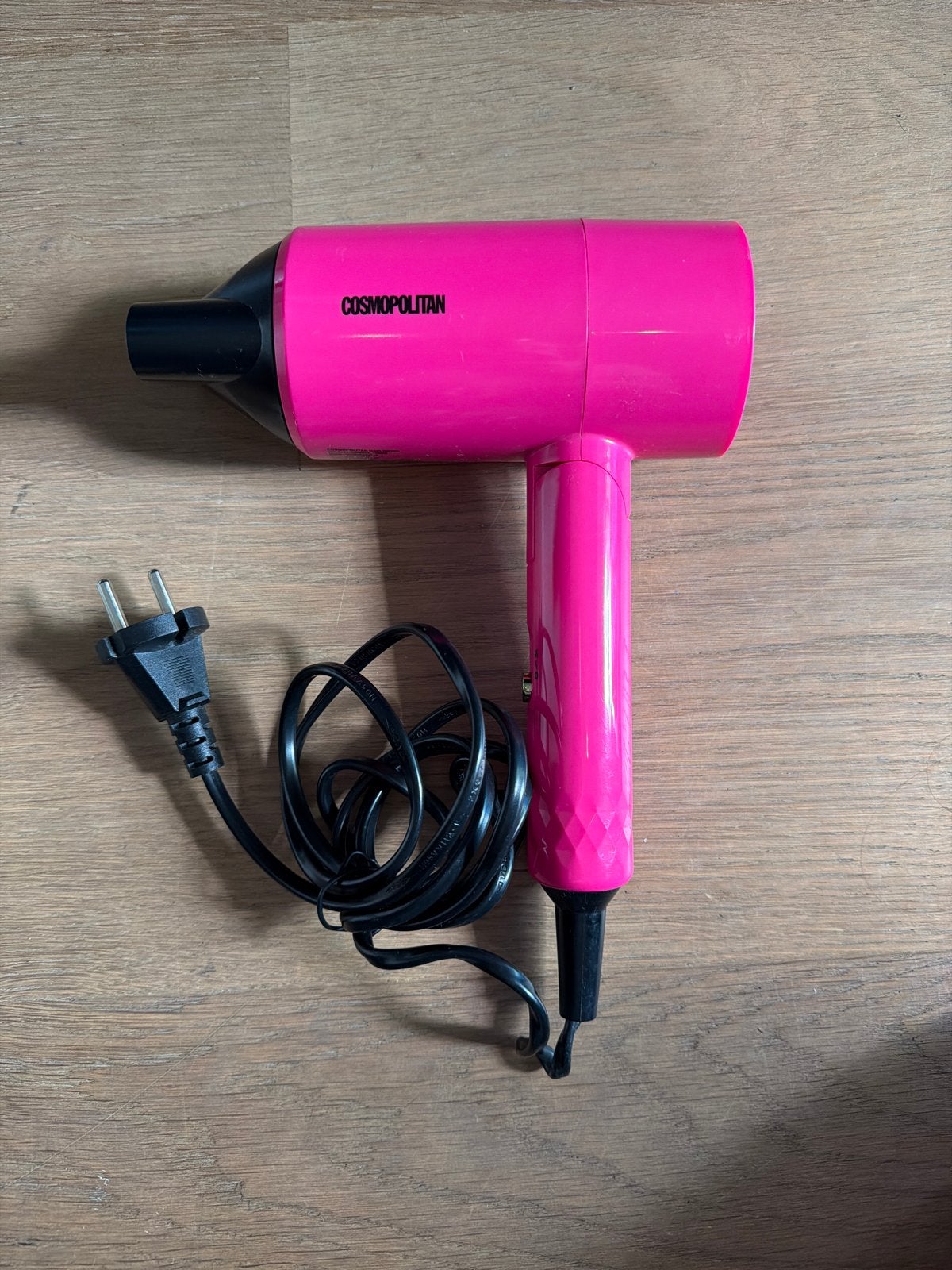 Cosmopolitan Föhn - Felroze en Compact, Ophalen of Verzenden, Zo goed als nieuw, Haarverzorging