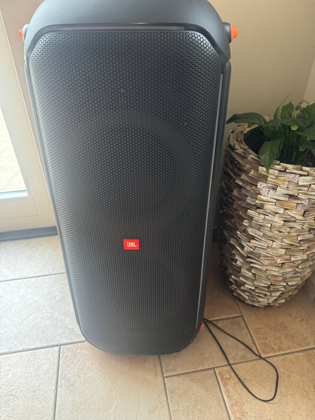 JBL Partybox 710 - Krachtige Party Speaker met Lichteffecten, Ophalen, JBL, Party speaker, Zo goed als nieuw