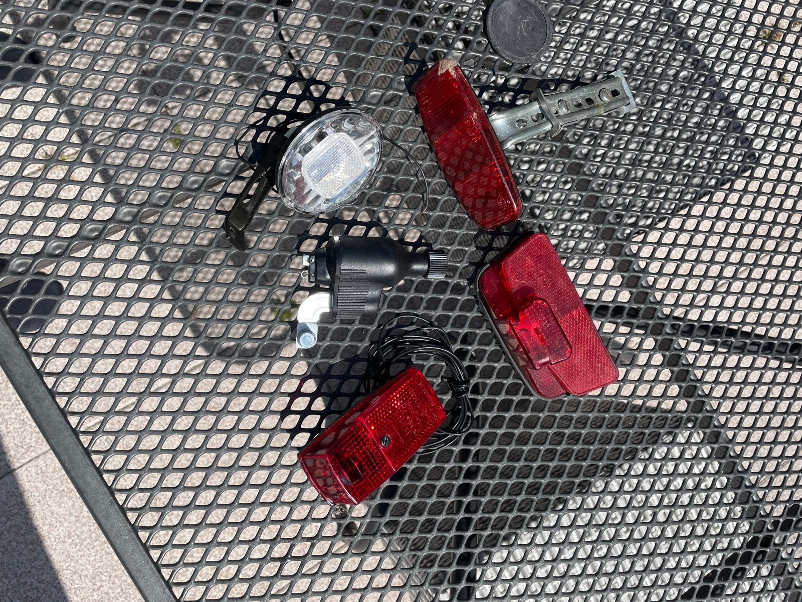 Fietsverlichting set: voorlicht, achterlichten en dynamo, Ophalen, Gebruikt, Dynamo, Verlichtingsset