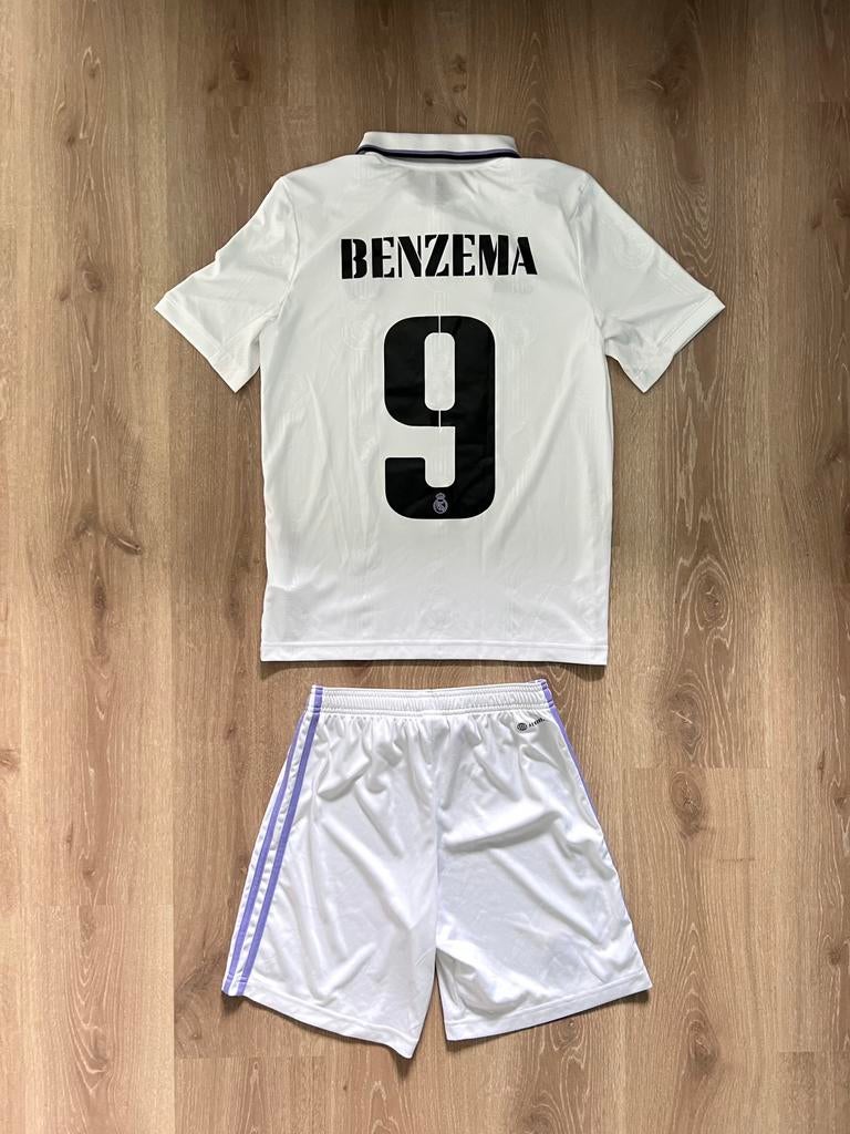 Benzema Real Madrid Adidas thuistenue 22/23 Maat 164, Jongen of Meisje, Sport- of Zwemkleding, Ophalen of Verzenden, Adidas