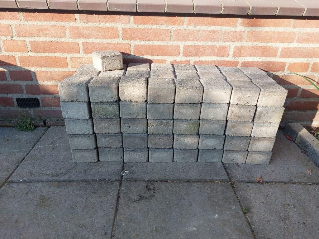 Kinderkopjes, klinkers, stenen voor in de tuin 120 stuks, Ophalen, Gebruikt, Klinkers, Minder dan 5 m²