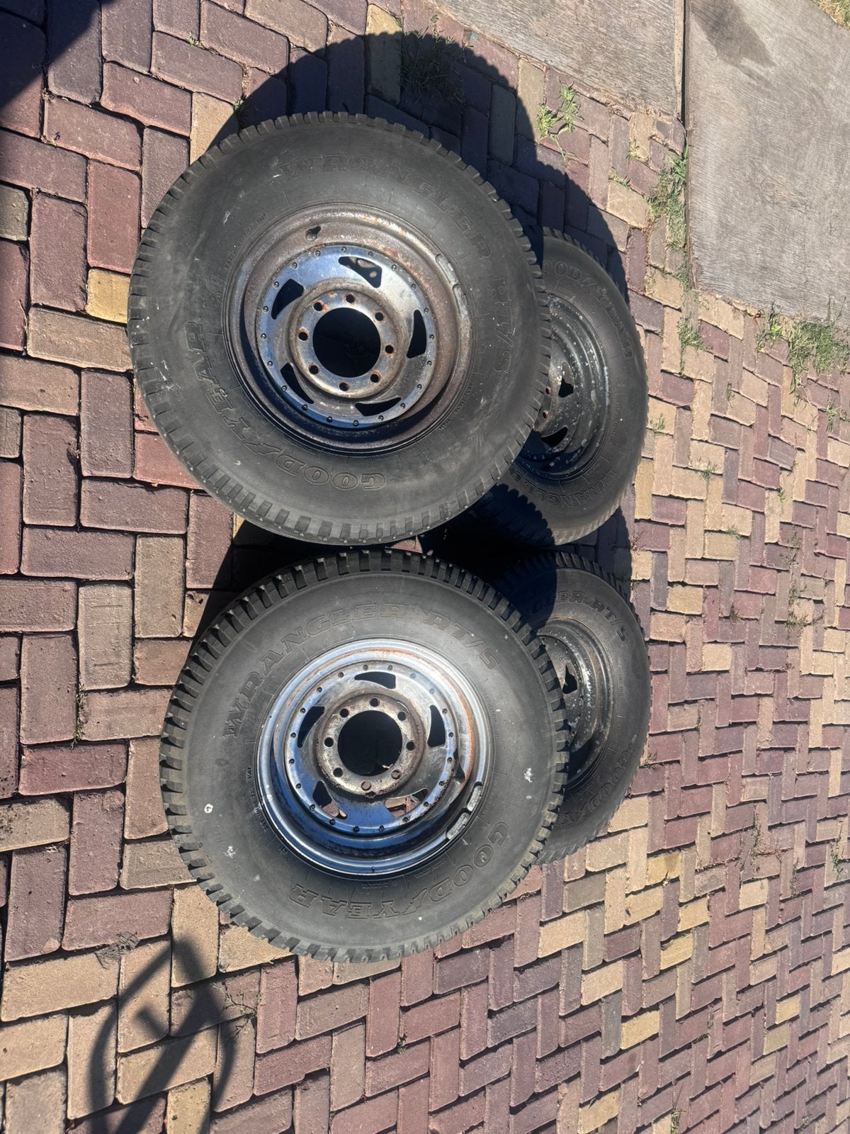 Chevrolet C20 velgen 8X165.1, Ophalen, Zo goed als nieuw