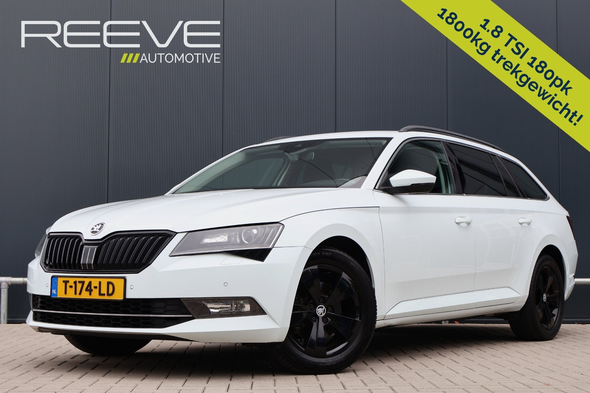 Skoda Superb Combi 1.8 TSI Style Automaat | Trekhaak | Adapt, Auto's, Stof, 4 cilinders, Met garantie (alle), 179 pk
