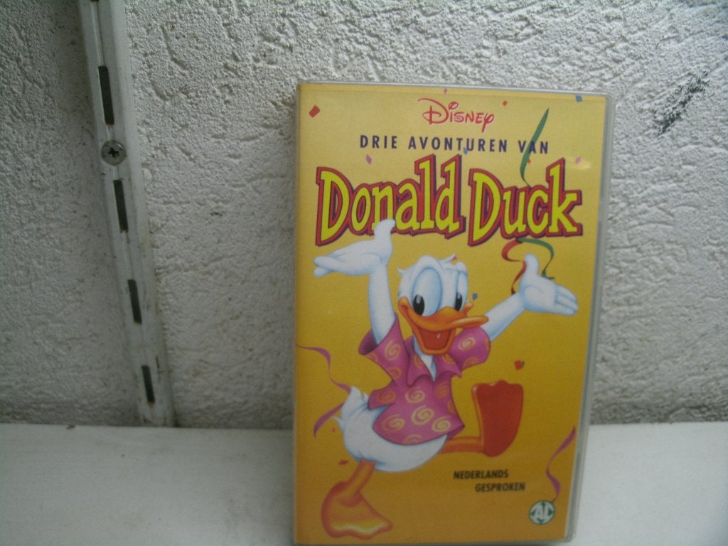 vhs 108a donald duck drie avonturen, Cd's en Dvd's, VHS | Kinderen en Jeugd, Alle leeftijden, Ophalen of Verzenden, Zo goed als nieuw