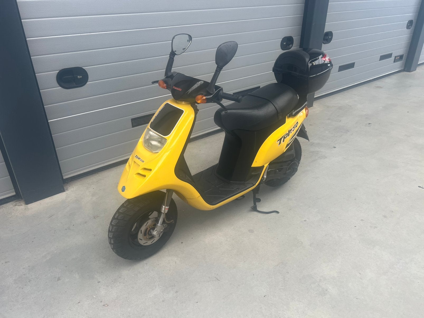 Typhoon 50cc 2t scooter duits in zeer goede staat, Ophalen of Verzenden, Zo goed als nieuw, Tweetakt, Overige modellen