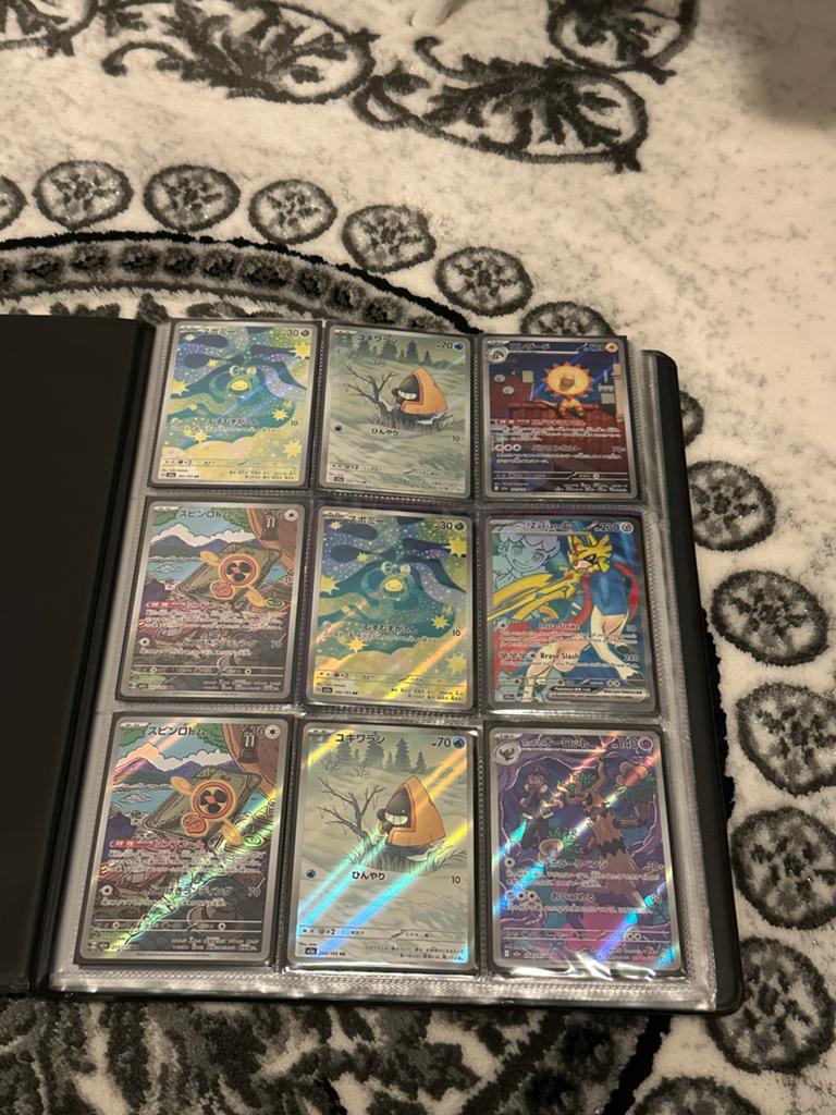 Grote verzameling Mega dream Pokémon kaarten in map, Ophalen of Verzenden, Zo goed als nieuw, Meerdere kaarten, Foil