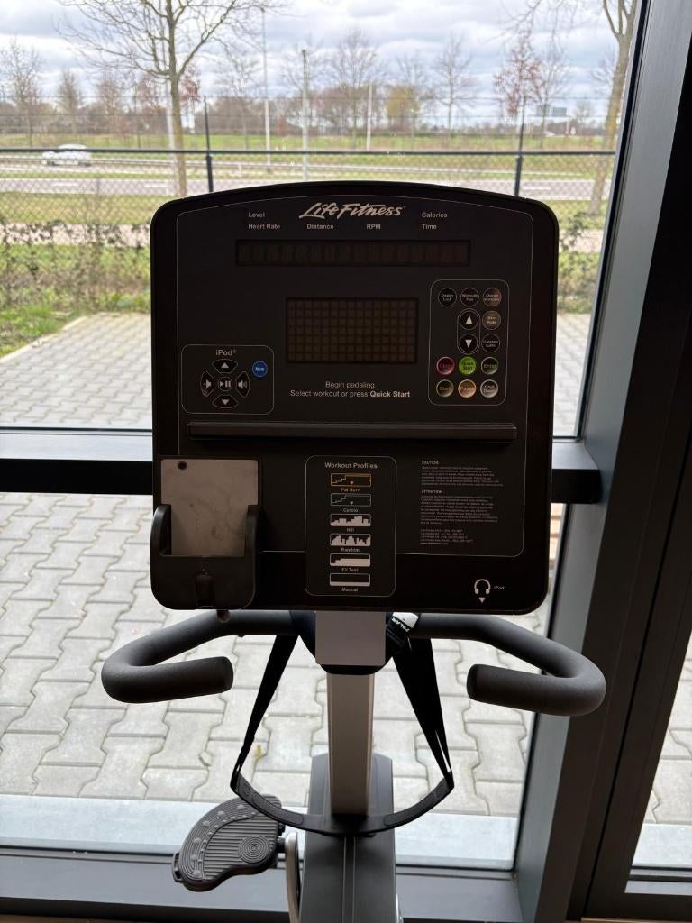 Life Fitness Clubseries Recumbent Lifecycle Bike - NIEUW, Life Fitness, Overige typen, Nieuw, Info@lifefitness.com