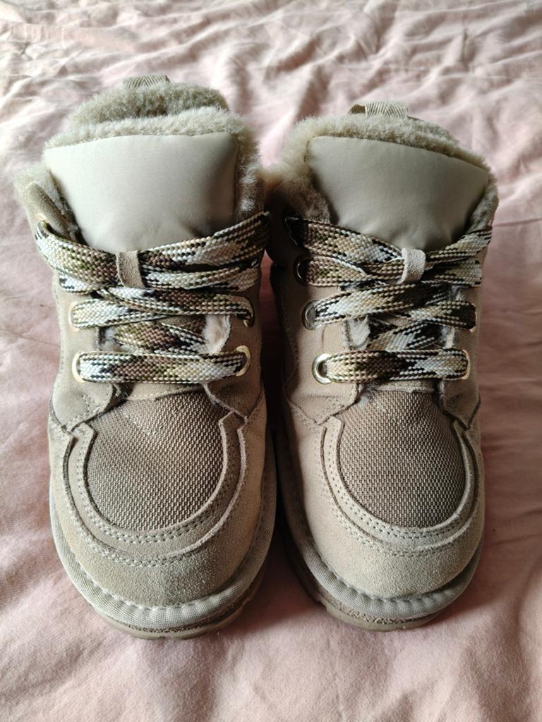 UGG look-a-like suede boots met nepbont mt39, Ophalen of Verzenden, Zo goed als nieuw, Bruin