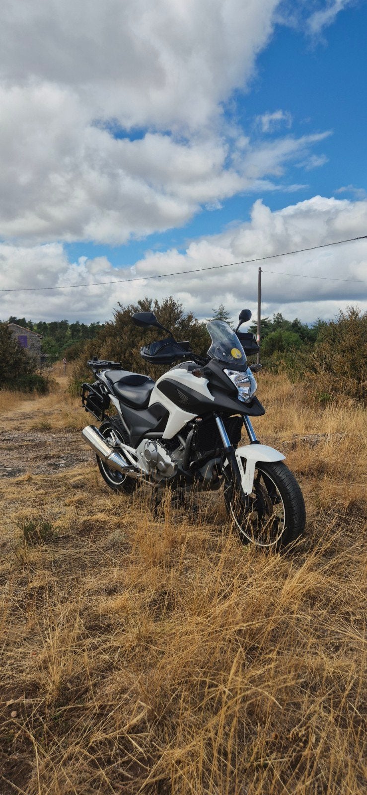 Honda NC700XA 35KW- Comfortabele en veelzijdige toermotor, 700 cc, 2 cilinders, Particulier, Toermotor