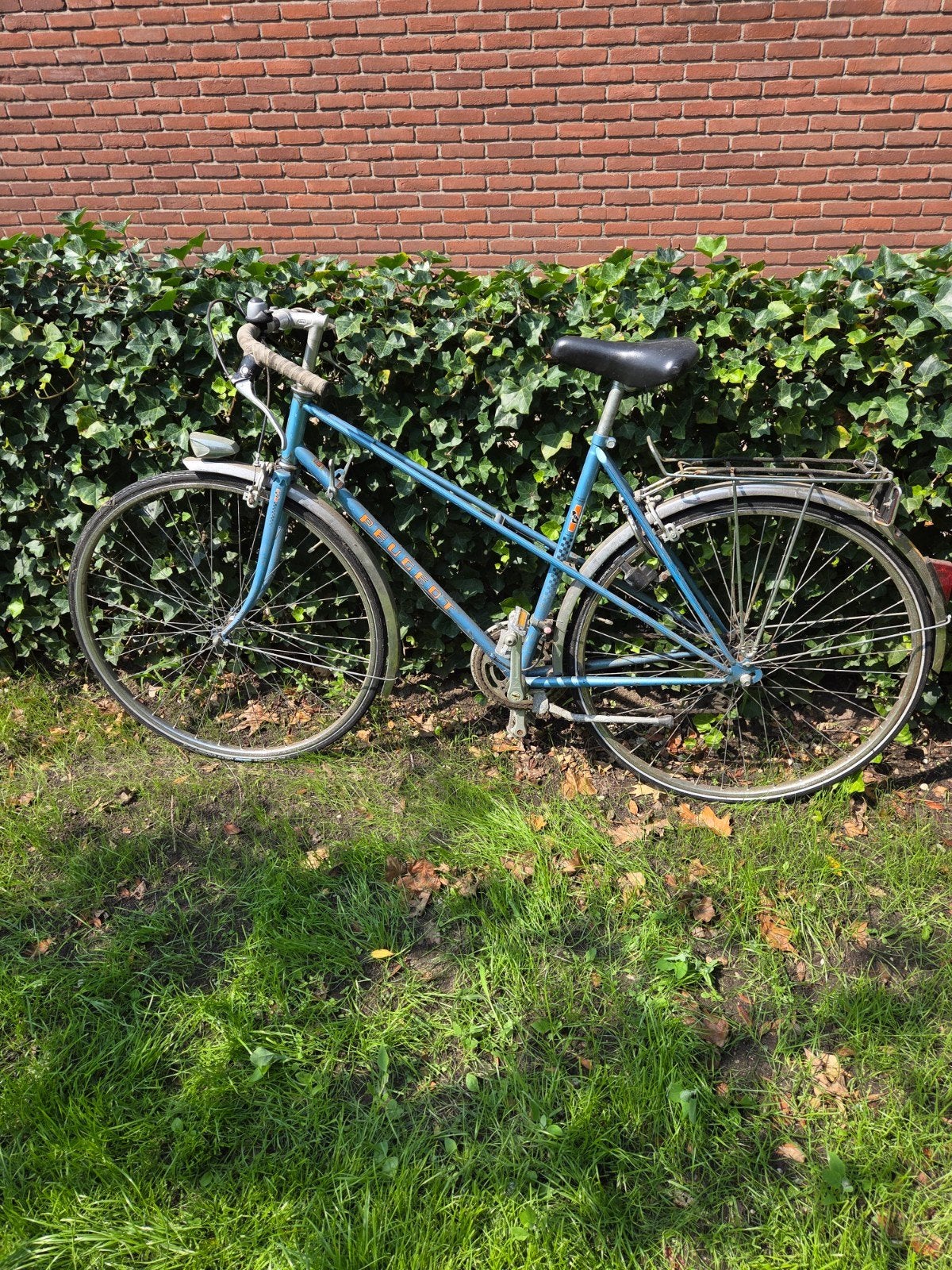 Peugeot 103 fiets - Nieuwe banden nodig, Fietsen en Brommers, Ophalen, Gebruikt, Overige merken