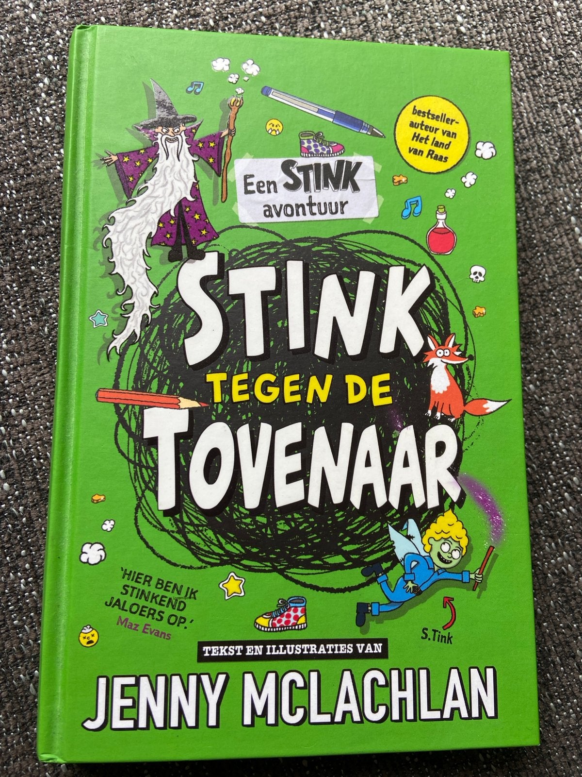 Stink tegen de Tovenaar - Jenny McLachlan (kinderboek), Ophalen, Zo goed als nieuw, Fictie