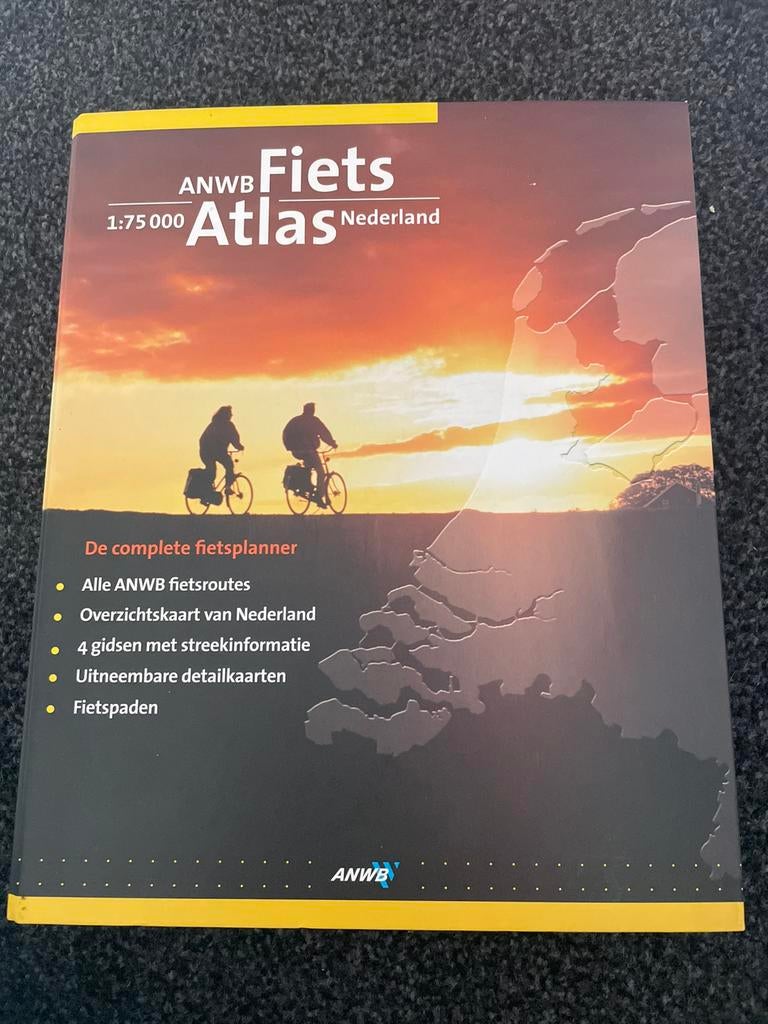 ANWB Fiets Atlas Nederland, Overige merken, Fiets- of Wandelgids, Europa, Ophalen of Verzenden
