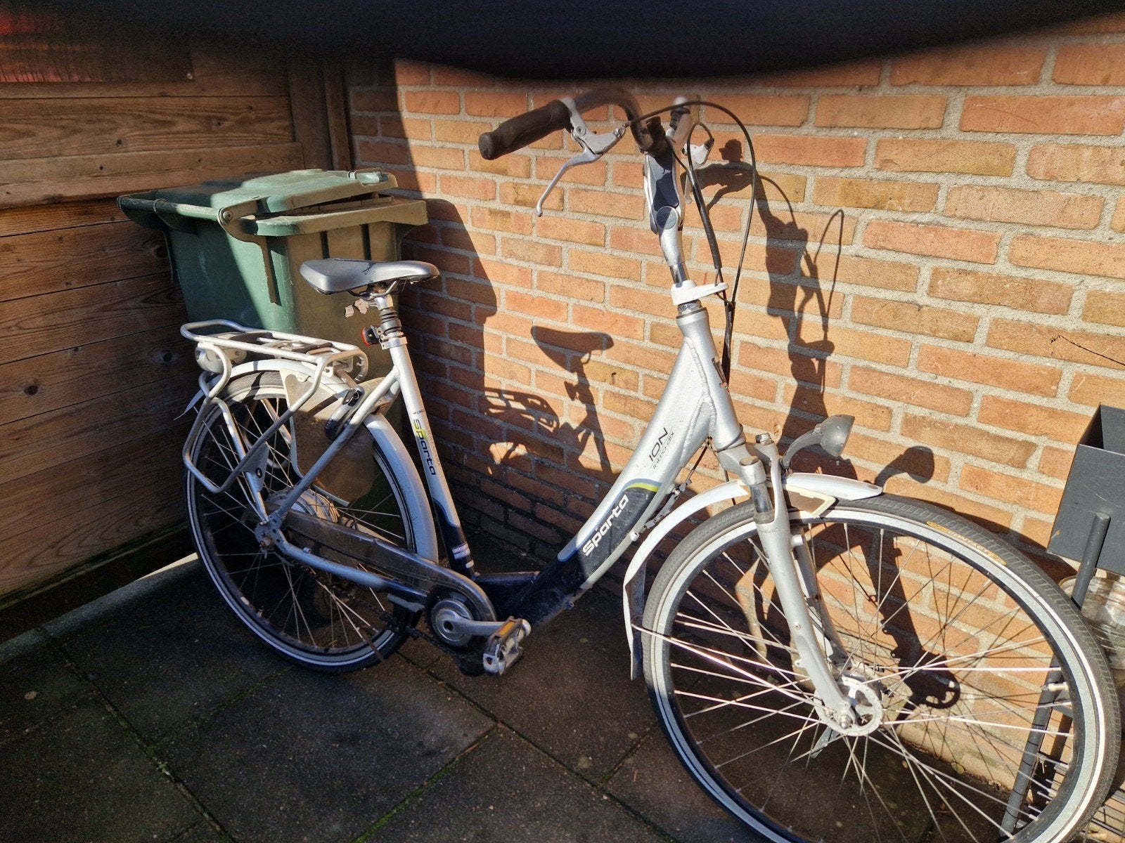 2 elektrischefietsen defect, 51 tot 55 cm, Ophalen, Gebruikt, Sparta
