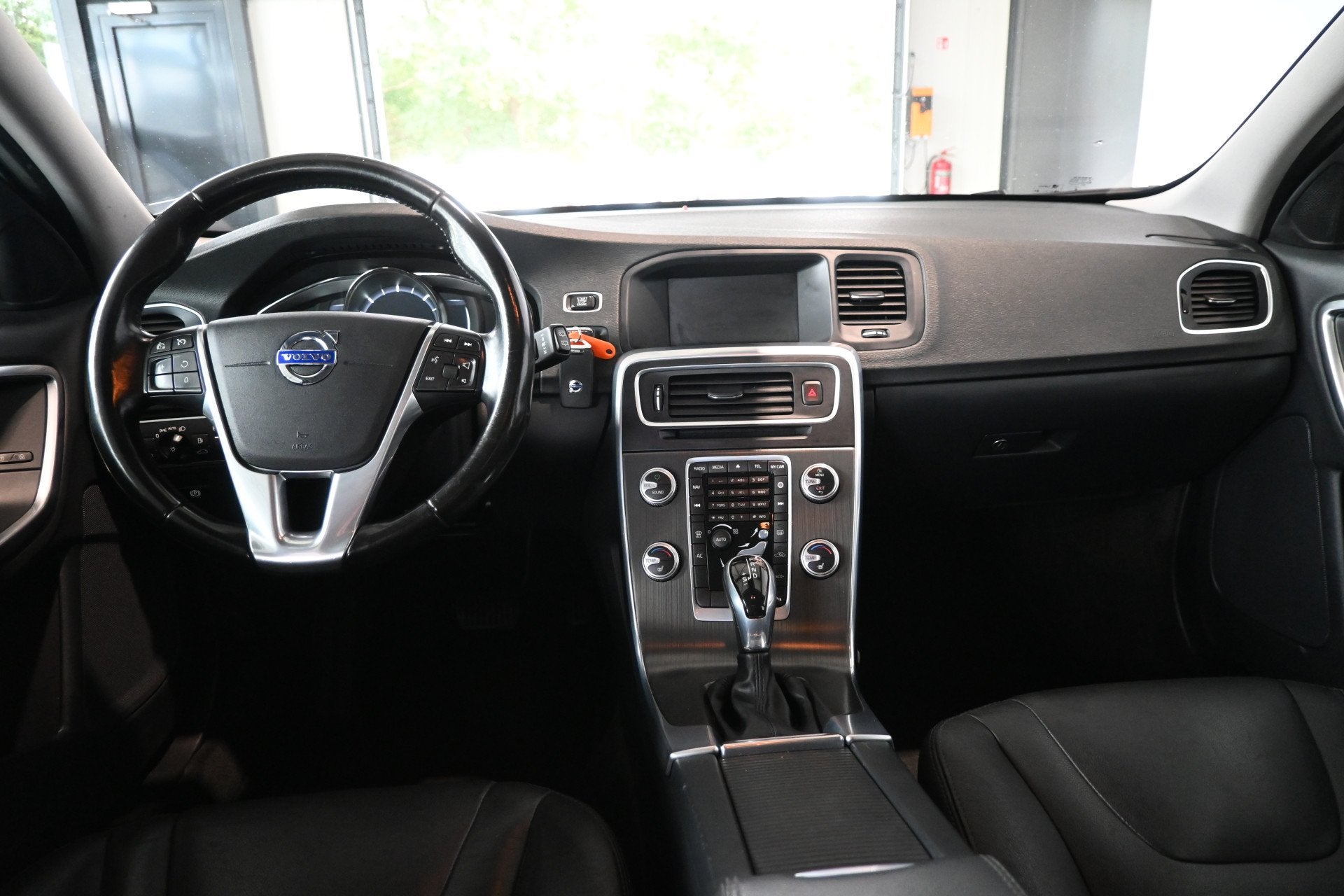 Volvo V60 2.0 D3 Summum Business Automaat Clima Cruise contr, Auto's, Gebruikt, Diesel, Te koop, 750 kg