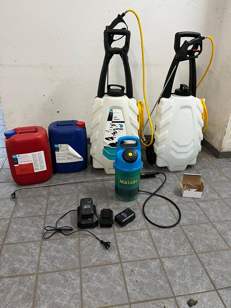 CCS klauw clean systeem, Heemskerk dairy, Ophalen, Gebruikt