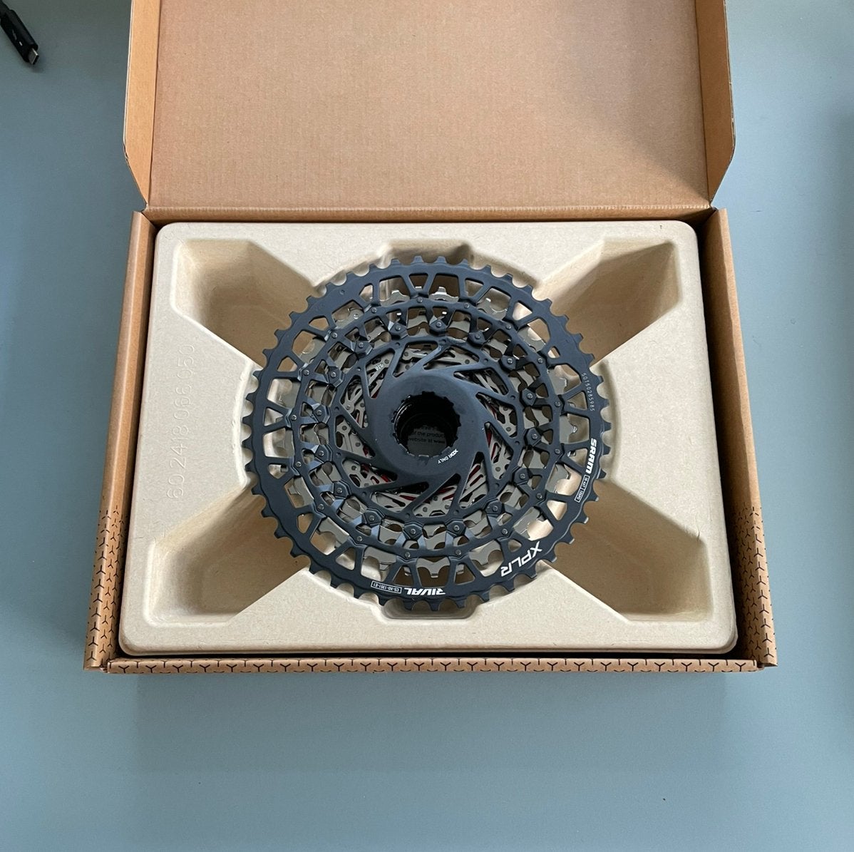 NIEUW! SRAM cassette Rival 10-46T 13 speed XG-1351 XPLR E1, Overige typen, Ophalen of Verzenden, Racefiets, Nieuw