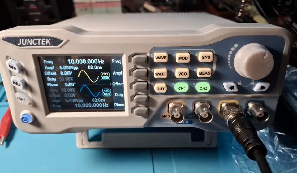Signaal / Function Generator + Modulator 60MHz Junctek, Verzenden, Nieuw