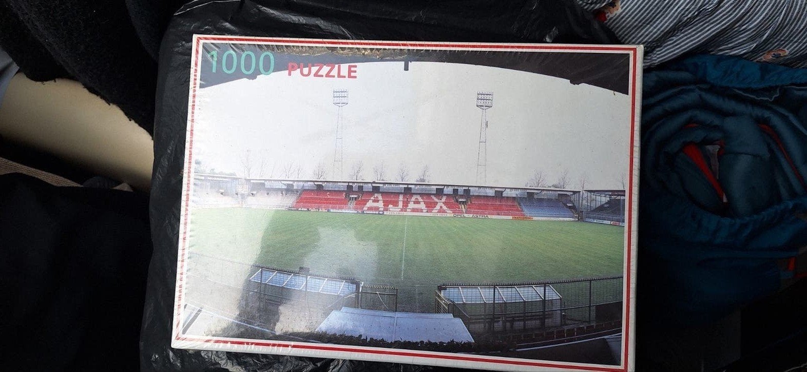 Gesealde legpuzzel 1000 stukjes stadion AJAX, Ophalen of Verzenden, 500 t/m 1500 stukjes, Nieuw, Legpuzzel