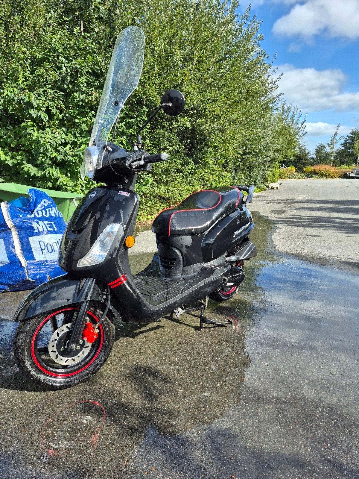 zeer nette Sym Fiddle scooter, Ophalen, Zo goed als nieuw, Benzine, Fiddle