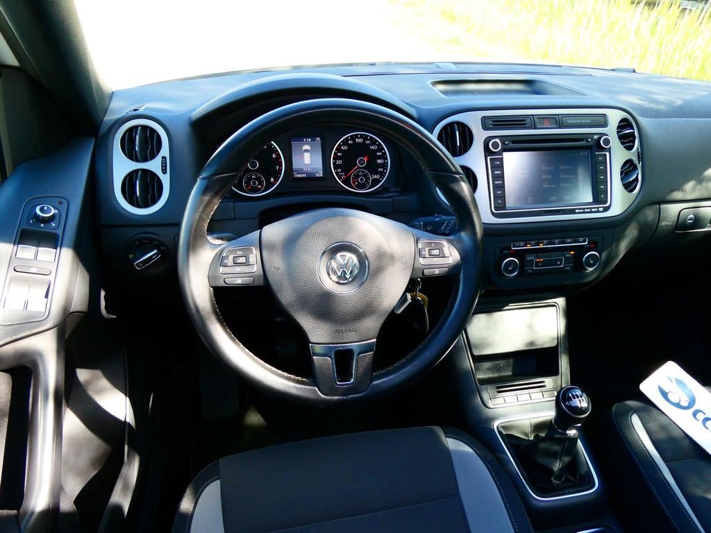 Volkswagen Tiguan 1.4 TSI R-Line 122pk 2e eig. Clima Navi PD, Voorwielaandrijving, Euro 5, Gebruikt, Handgeschakeld