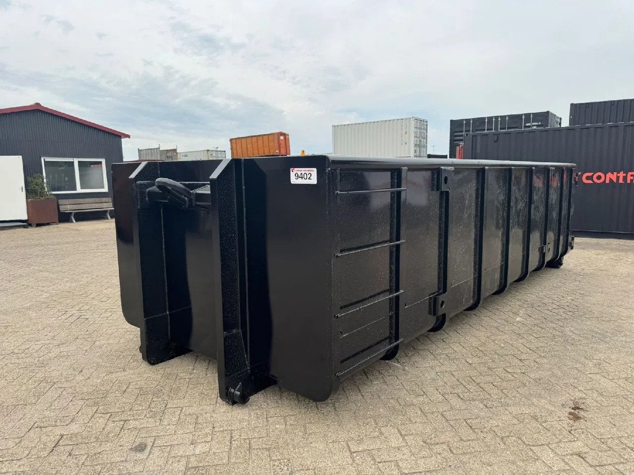 VERNOOY 20M3 ZWART RAL9005 NIEUW 9402, Vernooy Containers B.V., Dave@vernooy.nl, Kellensedwarsweg 9
4004 JC  Tiel, NL