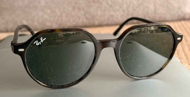Zonnebril Ray-Ban RB2195 901/58 Thalia, Sieraden, Tassen en Uiterlijk, Zonnebrillen en Brillen | Dames, Ophalen of Verzenden, Zo goed als nieuw