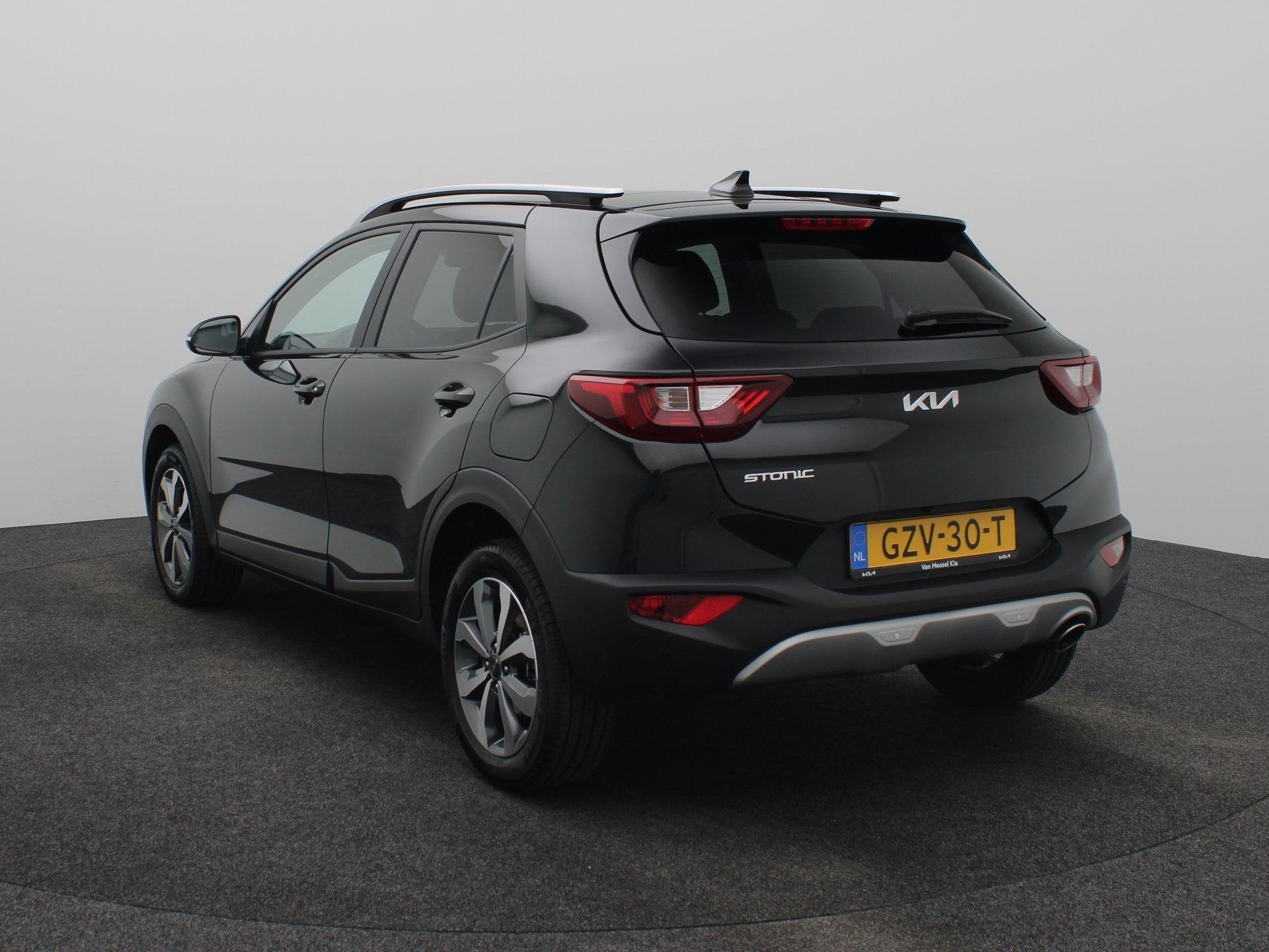 Kia Stonic 1.0 T-GDi MHEV DynamicPlusLine | NL-Auto | AUTOMA, Auto's, Euro 6, Zwart, Origineel Nederlands, 19 km/l