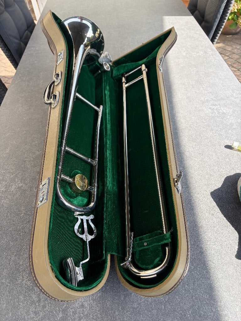 Bufon tenortrombone + koffer en mondstukken, Ophalen, Gebruikt, Tenor, Met koffer