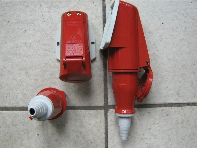 CEE stekker combinatie, Ophalen of Verzenden, Nieuw