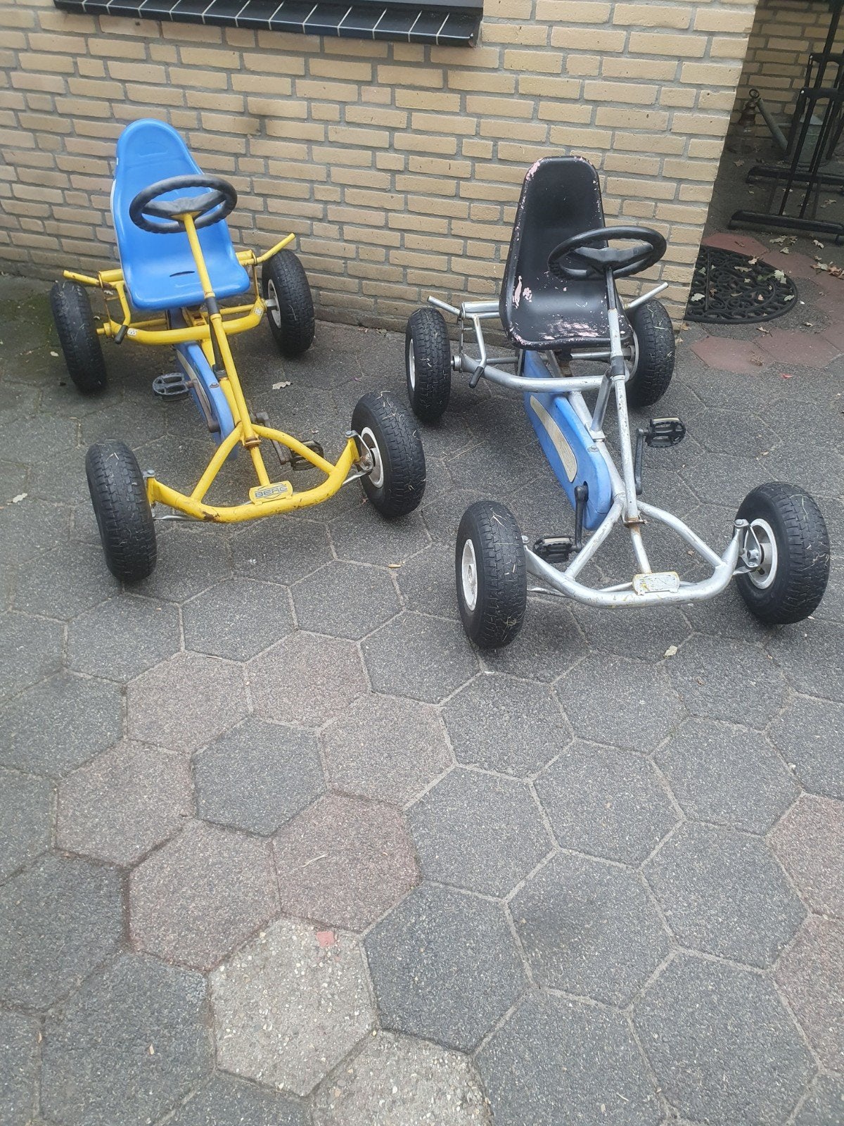 2 berg skelters, Ophalen, Gebruikt, Berg