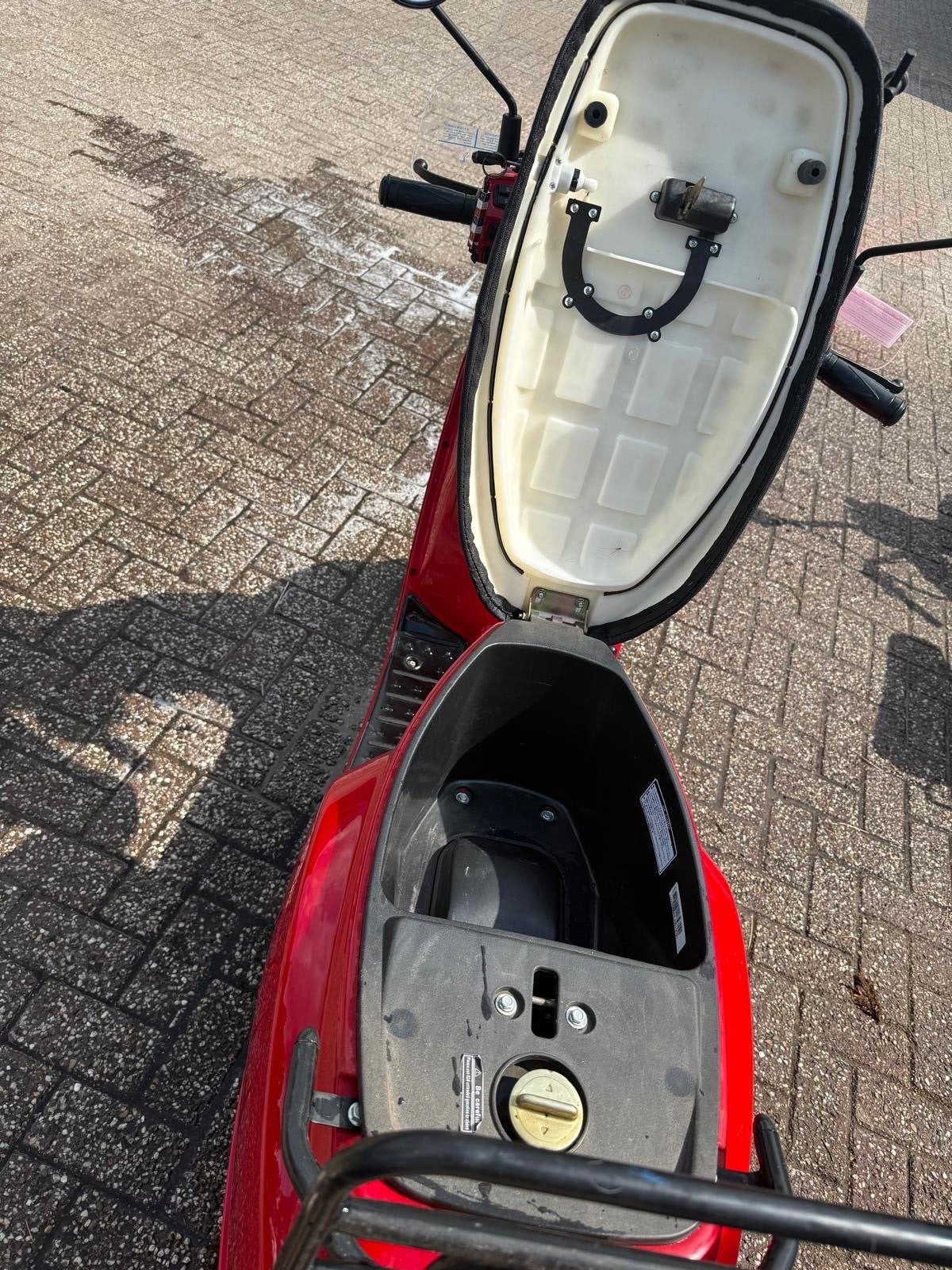 Rode La Souris scooter met windscherm, Ophalen, Gebruikt, Overige modellen, Maximaal 45 km/u