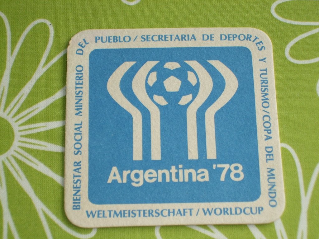WK Argentinië 1978 bierviltje - worldcup Argentine '78, Verzamelen, Ophalen of Verzenden, Zo goed als nieuw, Buitenlandse clubs