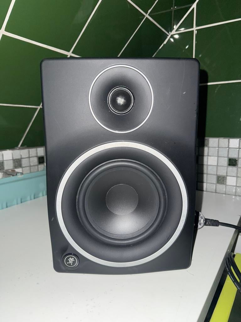 Mackie MR5 mk3 monitor, Zo goed als nieuw, 120 watt of meer, Front, Rear of Stereo speakers, Ophalen