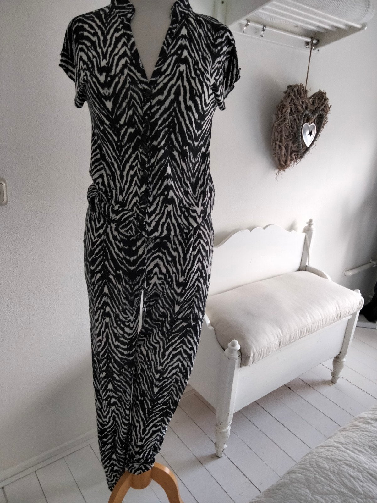 GEISHA zwart wit jumpsuit mt.S, Maat 38/40 (M), Geisha, Verzenden, Zwart