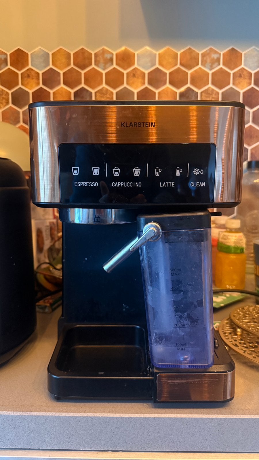 Klarstein Espresso zeefdragermachine met melkopschuimer, Ophalen, Zo goed als nieuw, Koffiemachine