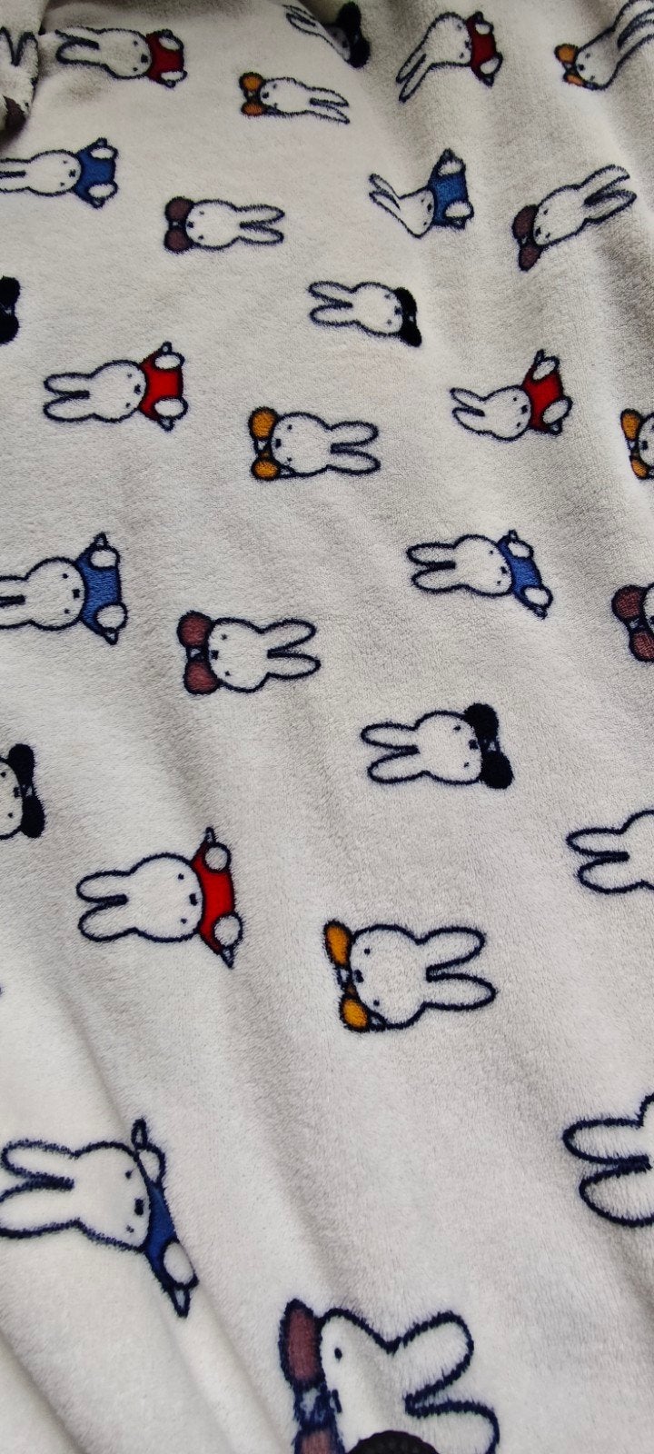 Heerlijk zachte XL Nijntje doek / omslagdoek (Nette staat), Ophalen of Verzenden, Zo goed als nieuw, One size