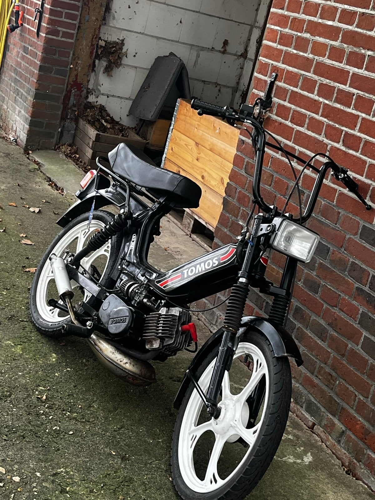 Tomos brommer — goed onderhouden!, Fietsen en Brommers, Ophalen of Verzenden, Gebruikt, Maximaal 45 km/u, Standard