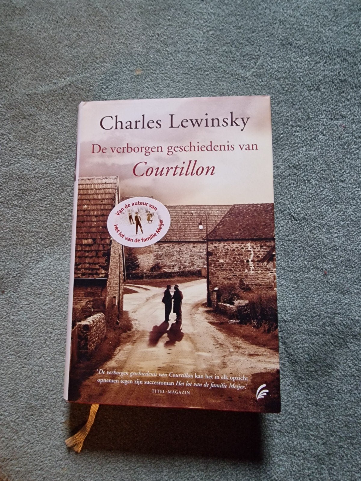 Charles Lewinsky - De verborgen geschiedenis van Courtillon, Ophalen of Verzenden, Zo goed als nieuw, Charles Lewinsky, Nederland