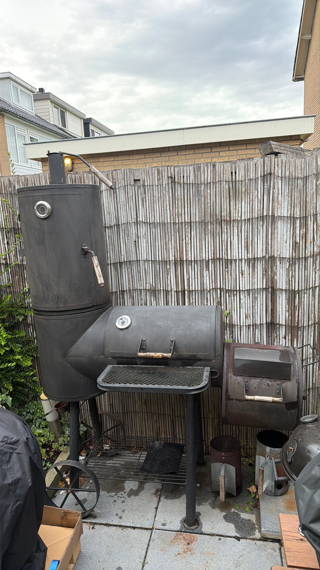 Smoker, Ophalen, Gebruikt, Met accessoires