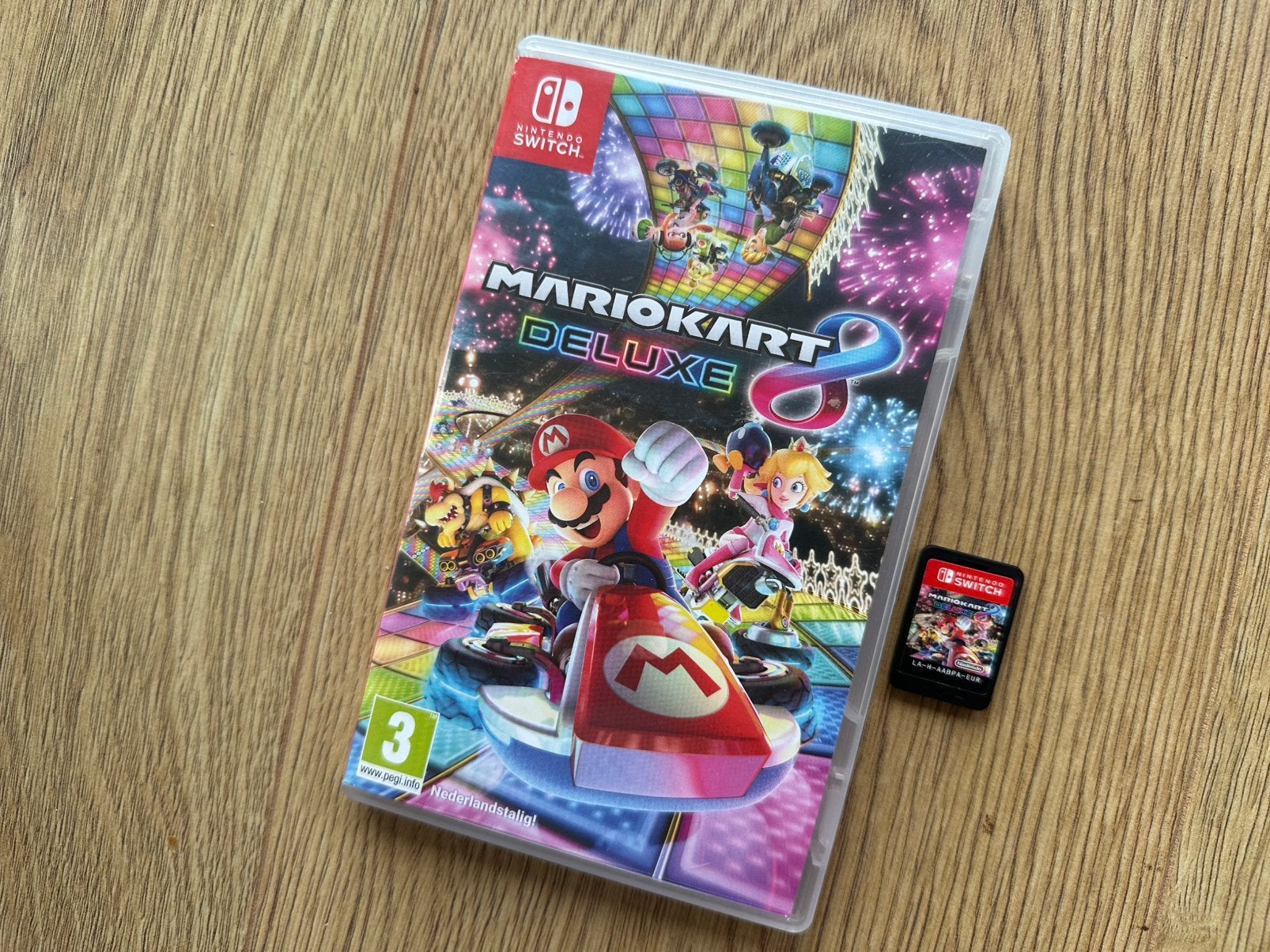 Mario Kart 8 Deluxe Nintendo Switch Nette Staat!!!, Racen en Vliegen, Ophalen of Verzenden, Zo goed als nieuw, 3 spelers of meer